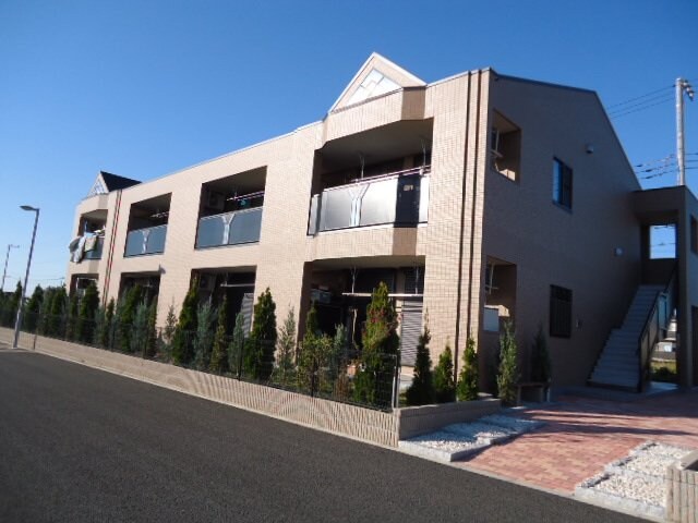 物件外観写真1　(外観写真（昼）)