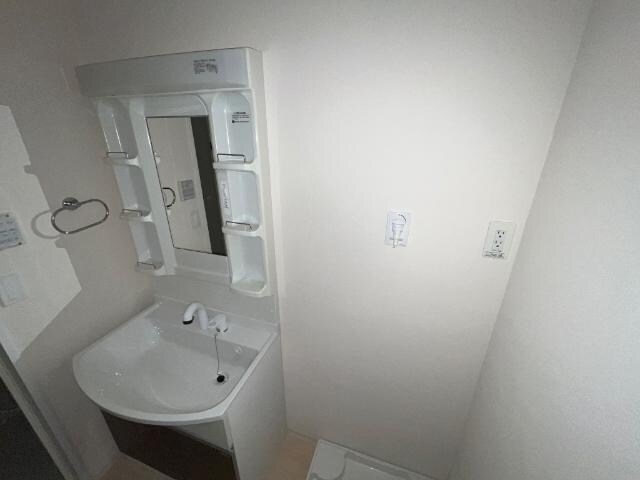 物件内観写真11　(洗髪洗面化粧台)