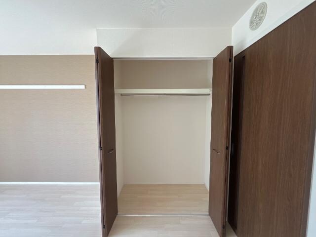 物件内観写真13　(クローゼット)