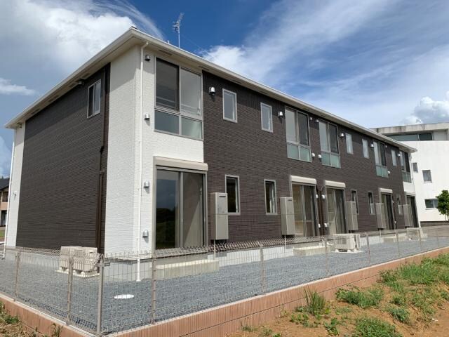 物件外観写真2　(外観写真（昼）)