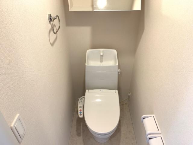 物件内観写真14　(トイレ)