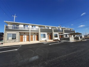 ラリュール外観写真