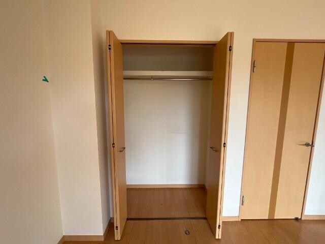 物件内観写真11　(クローゼット)