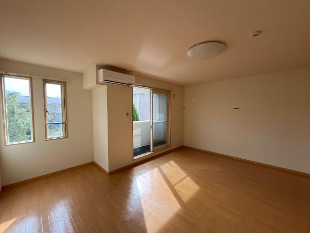 物件内観写真22　(洋室)