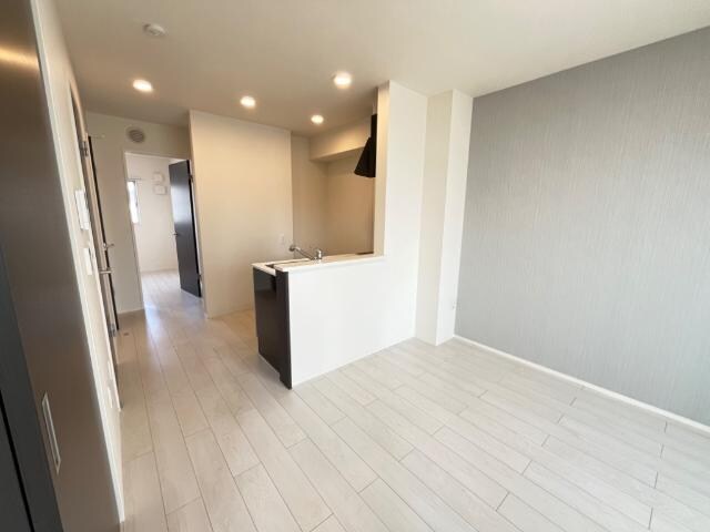 物件内観写真6　(リビング)