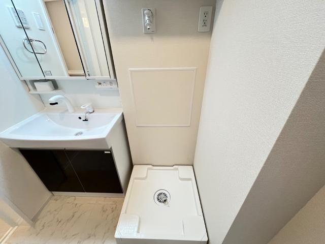 物件内観写真21　(洗濯機置場)