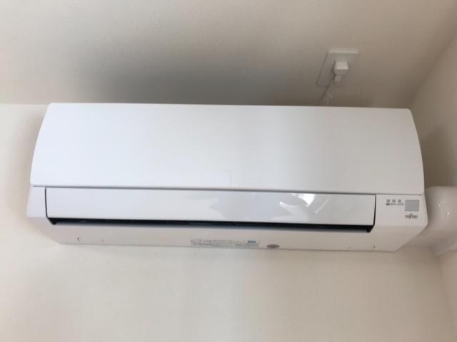 物件内観写真4　(エアコン)
