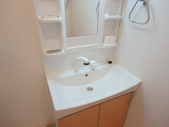 物件内観写真11　(洗髪洗面化粧台)