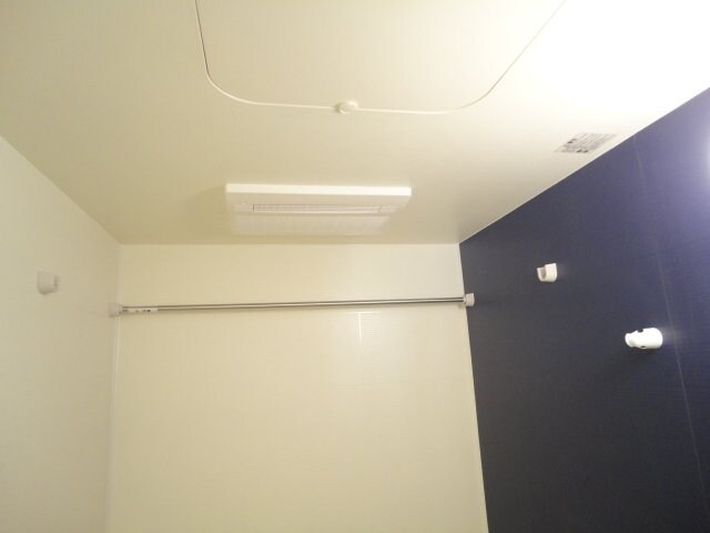 物件内観写真14　(浴室乾燥機)