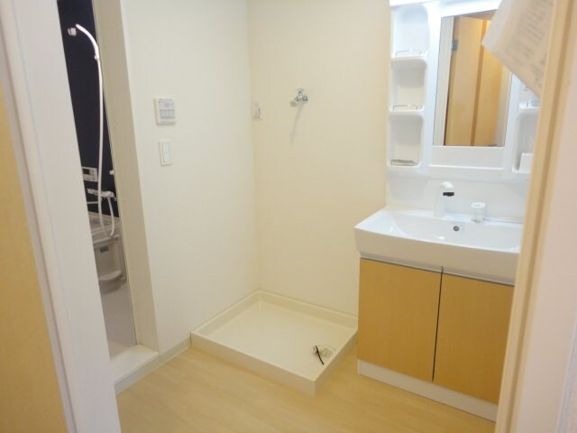 物件内観写真25　(洗面（洗濯機置場）)