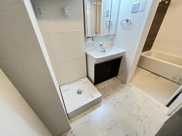 物件内観写真19　(脱衣所)