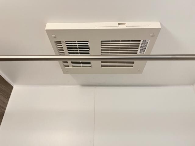 物件内観写真21　(浴室乾燥機)