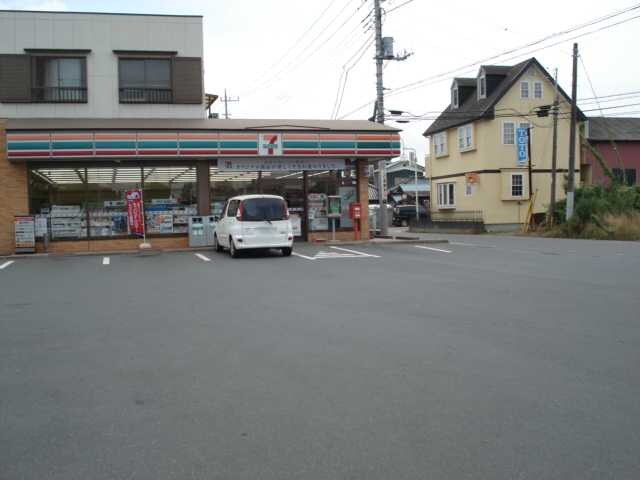 物件内観写真25　(セブンイレブンつくば観音台店まで1，565ｍ)