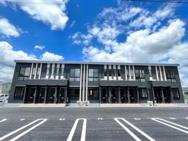 物件外観写真2　(外観写真（昼）)