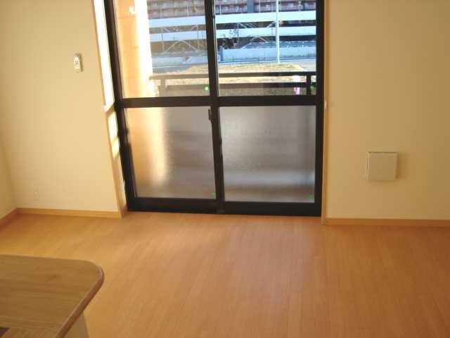 物件内観写真6　(リビング)