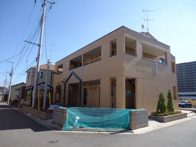 物件外観写真3　(外観写真（昼）)