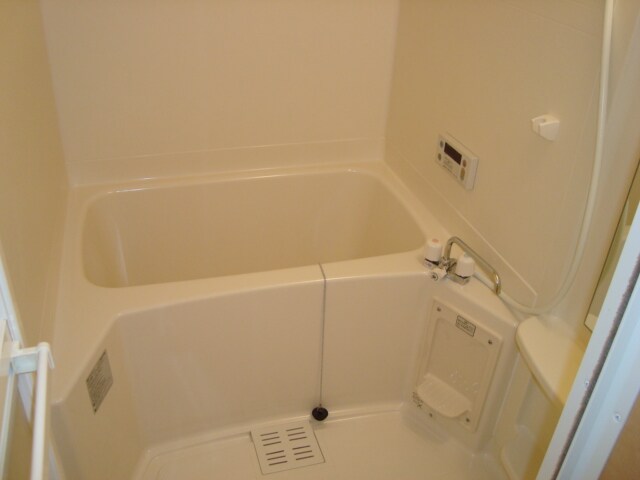 物件内観写真7　(ユニットバス)