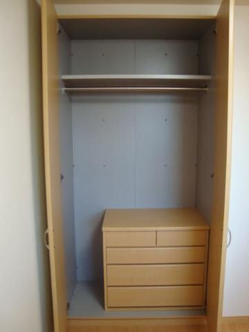 物件内観写真10　(クローゼット)