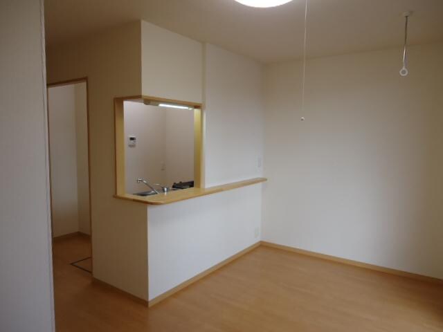 物件内観写真16　(リビング)