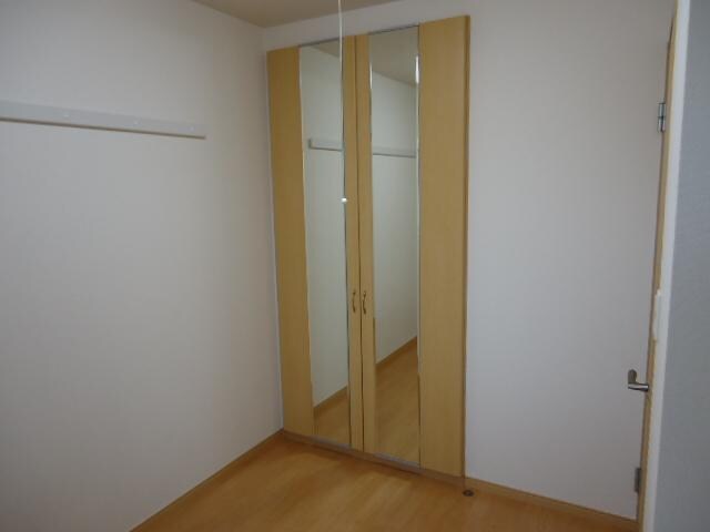 物件内観写真24　(クローゼット)