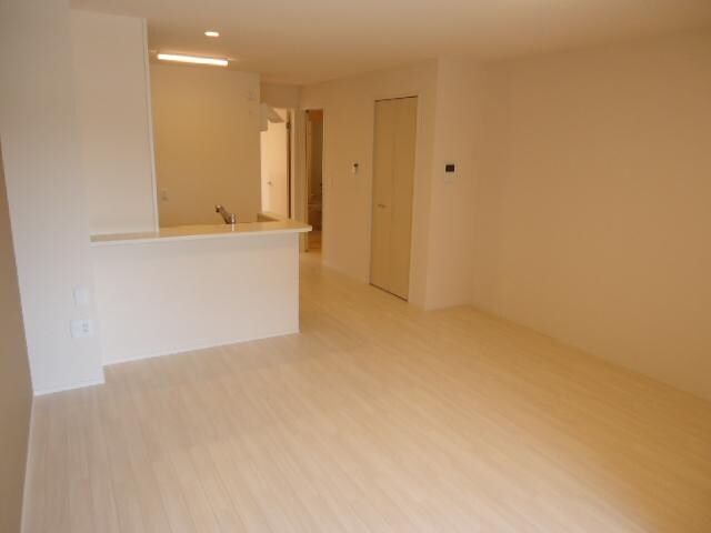 物件内観写真6　(リビング)