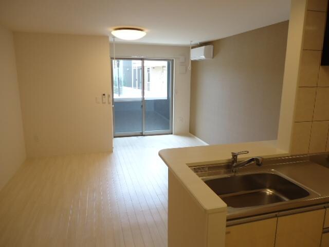 物件内観写真17　(リビング)