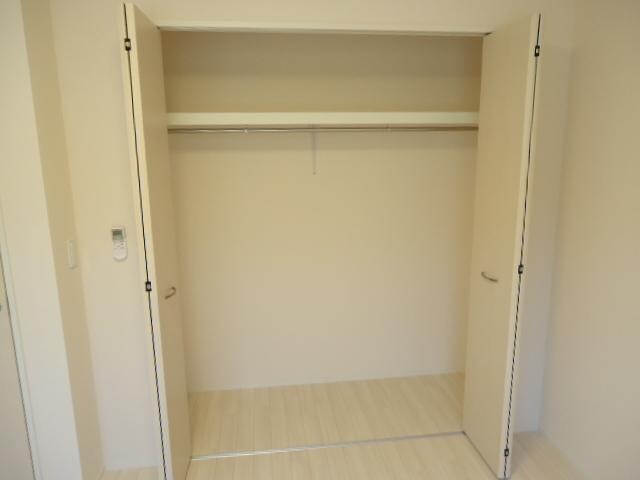 物件内観写真23　(クローゼット)