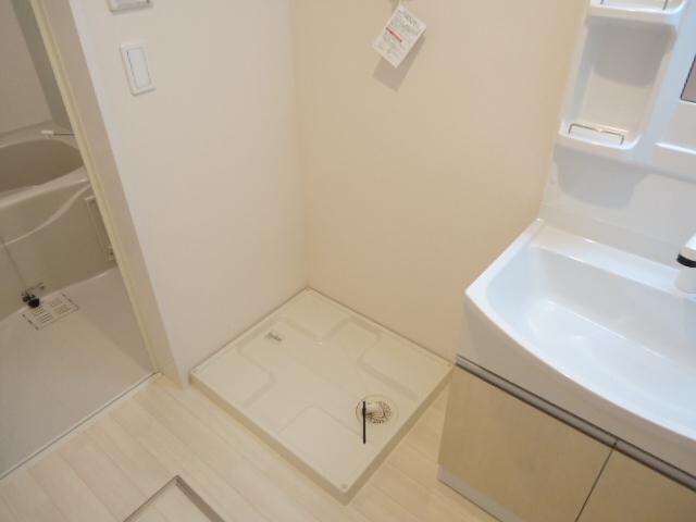 物件内観写真24　(洗濯機置場)