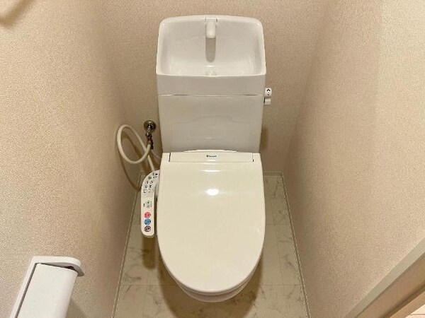 トイレ(トイレ)