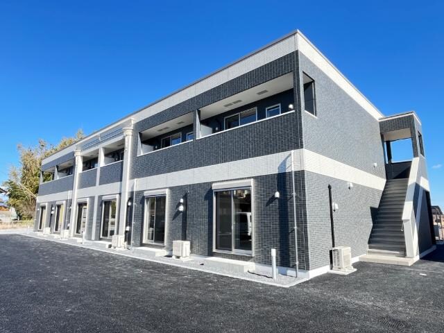 物件外観写真1　(外観写真（昼）)