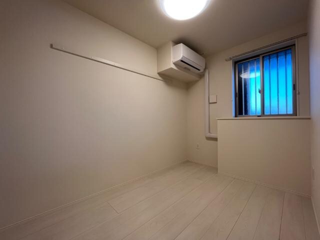 物件内観写真15　(室内)