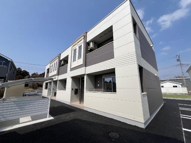 物件外観写真2　(外観写真（昼）)