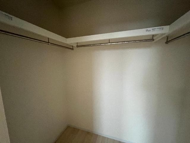 物件内観写真12　(ウォークインクローゼット)