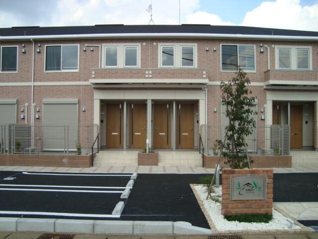 物件外観写真3　(外観写真（昼）)