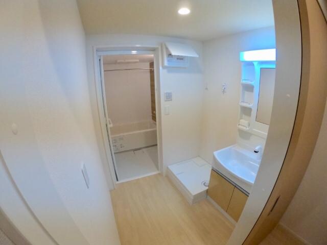 物件内観写真24　(脱衣所)