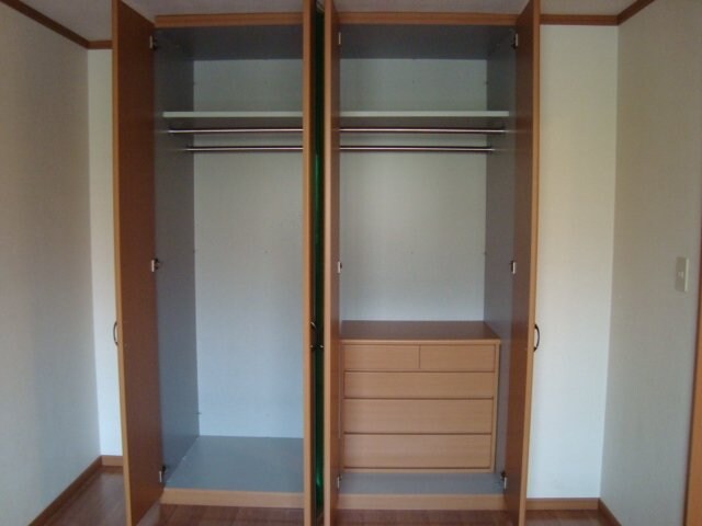 物件内観写真11　(クローゼット)