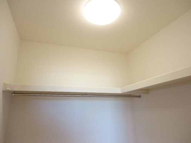 物件内観写真22　(WC（クローゼット）)