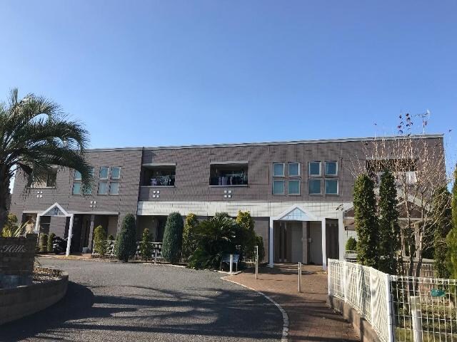 物件外観写真2　(外観写真（昼）)