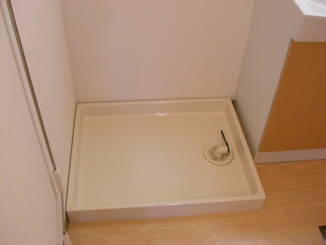 物件内観写真21　(洗濯機置場)