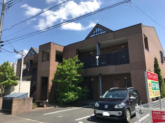 物件外観写真2　(外観写真（昼）)