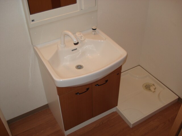 物件内観写真17　(洗面)