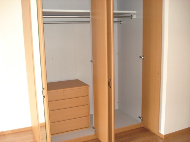 物件内観写真22　(収納)