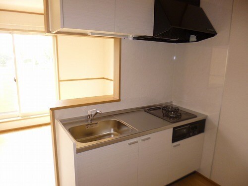 物件内観写真5　(システムカウンターキッチン)