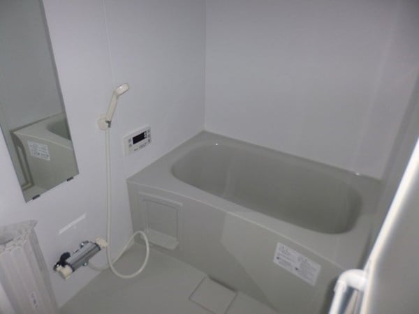 風呂画像(追い焚き機能付き浴室)