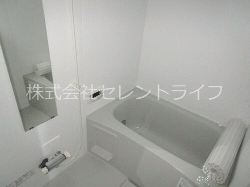 物件内観写真7　(追い焚き機能・暖房・涼風換気乾燥機浴室)