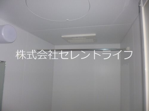 物件内観写真18　(浴室換気乾燥機能等付き)