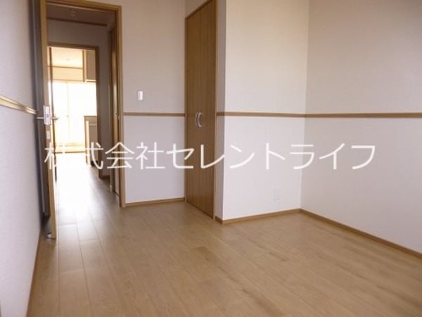 ベッドルーム(洋室)