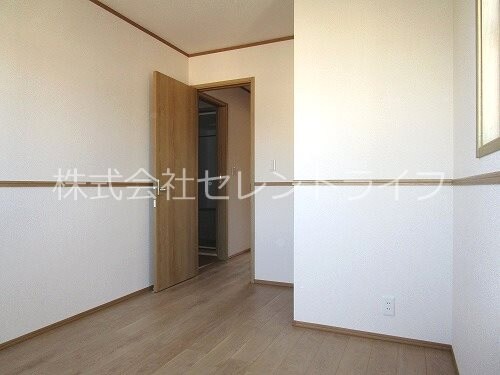 物件内観写真26　(洋室)