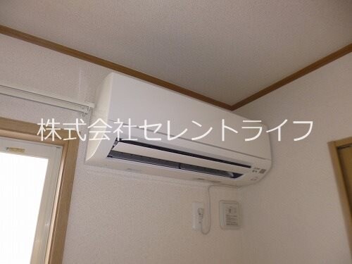 物件内観写真27　(洋室エアコン付き)