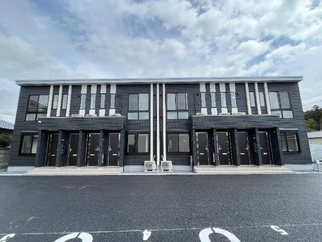 物件外観写真1　(外観写真（昼）)